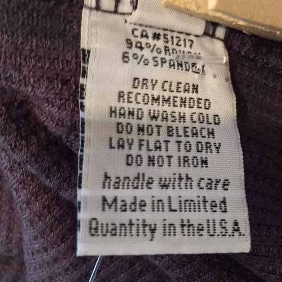 Michael Lauren Heart Top Long Sleeve Thumb Holes - Picture 8 of 8